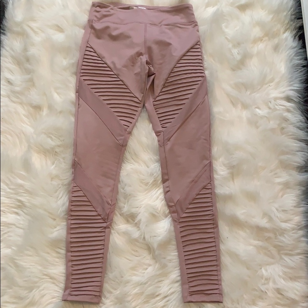 Pink yoga/workout  leggings from forever 21